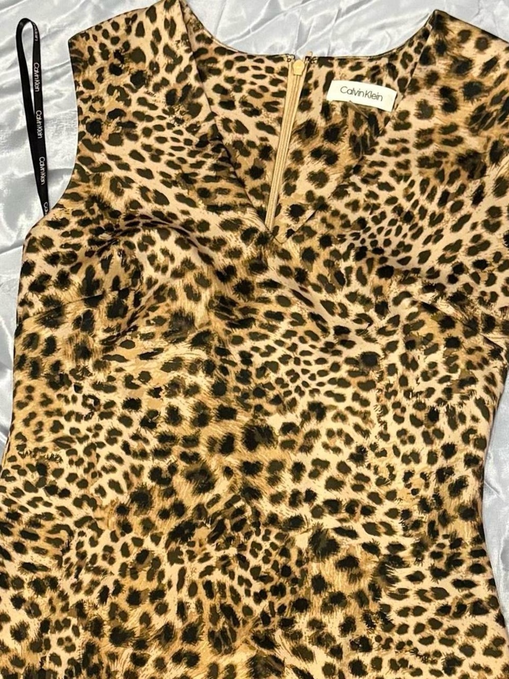 Calvin Klein Leopard Print Sleeveless midi dress